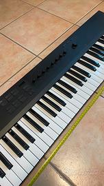 tastiera midi KOMPLETE KONTROL A62