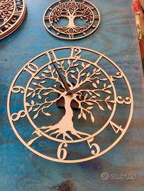 orologio da parete in legno raffigurante un ulivo