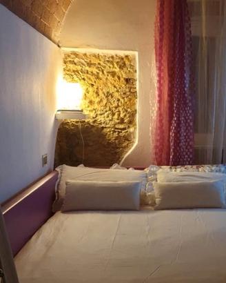 Letto ecopelle con contenitore