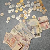 monete varie, fuori corso e non  !