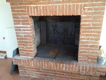 Piastre in Ghisa per camino 