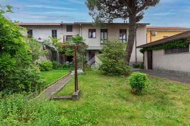 CASA INDIPENDENTE A GORLA MINORE