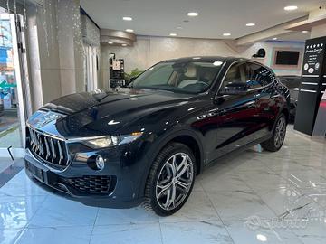 NUOVA MASERATI LEVANTE GRANLUSSO 3.0 DIESEL 275CV 