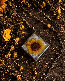 Collana in resina 