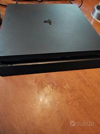 PlayStation 4 slim