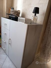 Mobile cucina bianco e grigio