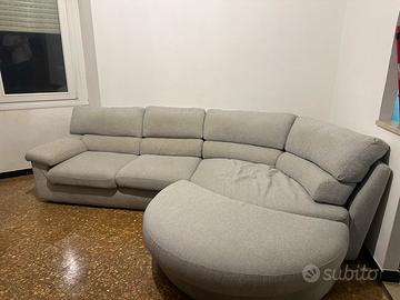 Divano angolare poltronesofà 3mt con maxi pouf