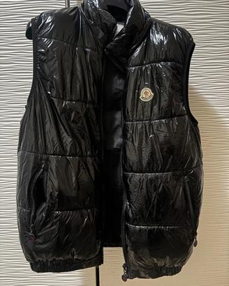 Moncler Giubotto lucido smanicato nero