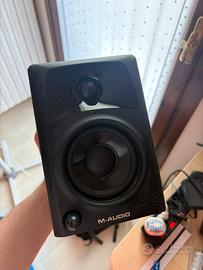 Altoparlanti M-audio av32