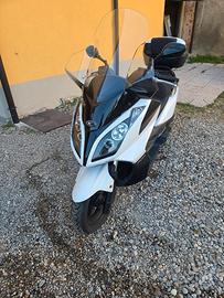 Kymco Downtown 300i