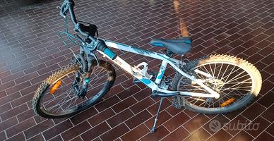 bicicletta junior ROCKRIDER RR5.2 FINISHER 