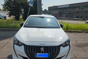 Peugeot 208 Allure Pack (2022) – 60.000 km 