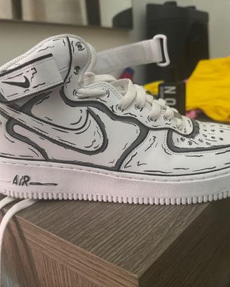 Nike Air Force 1 Mid Custom “Cartoon” – Taglia 40.