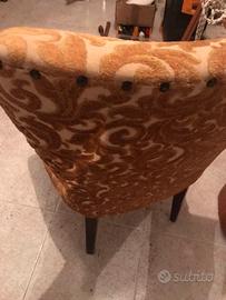 Sedia vintage in velluto