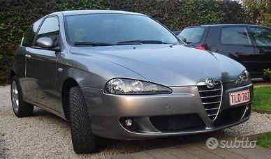 Parabrezza Alfa Romeo 147