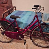 Ellesse bicicletta rossa
