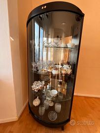 Vetrina angolare in vetro e legno nero