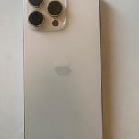 Un iphone15 pro max ancora 1 mese di garanzia sen