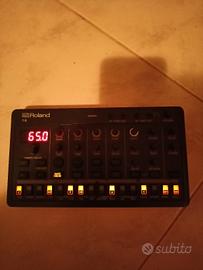 Roland t-8