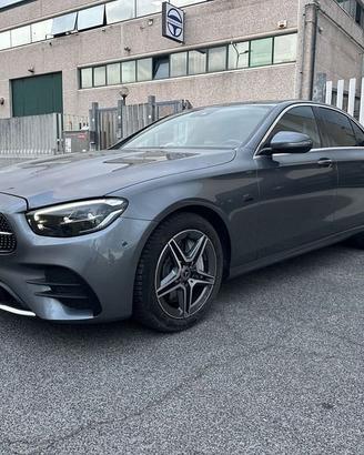 Mercedes-Benz Classe E E 300 de eq-power Prem...