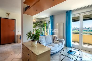 QUADRILOCALE CON GARAGE A 500 METRI DAL MARE