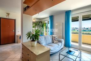 QUADRILOCALE CON GARAGE A 500 METRI DAL MARE