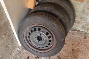 4 cerchi Nissan Micra K11