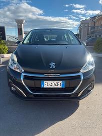 Peugeot 208 PureTech 82 5p. GPL Allure