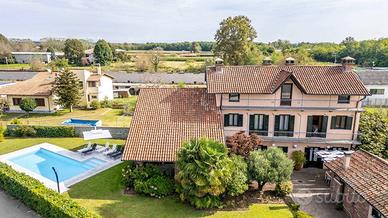 Villa di 395 m² con 4 locali e box auto doppio a C