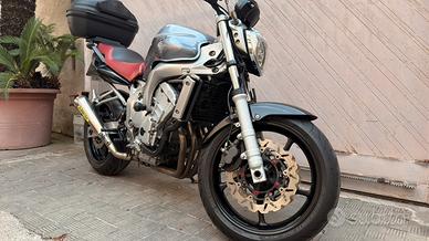 Yamaha FZ6