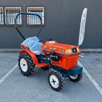 TRATTORE - KUBOTA 10 BULLTRA - CON ARCO