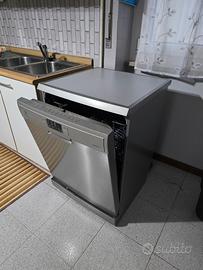 LAVASTOVIGLIE ELECTROLUX 