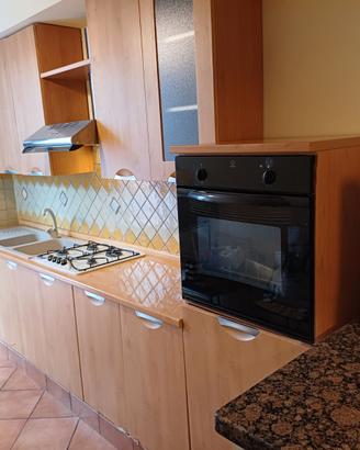 Arredamento cucina e accessori