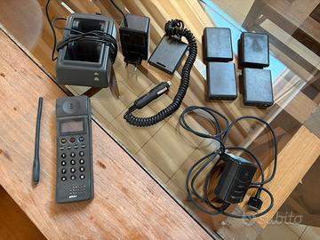 Motorola Nec vintage telefono e accessori vari