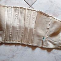 Corsetto ortopedico e stivale post gesso