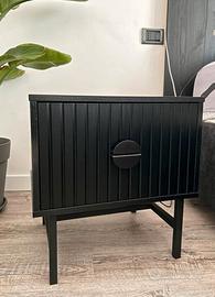 Comodino legno nero cannucciato