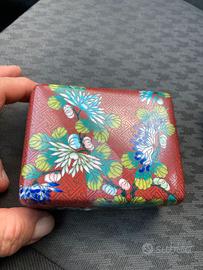 Antica scatola cinese in cloisonne