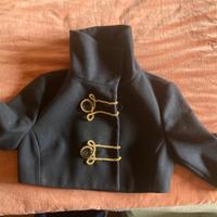 Giacca corta con cordini dorati