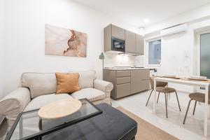 Monolocale ristrutturato al piano terra