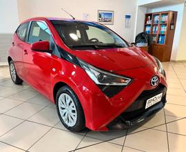 Toyota Aygo Connect 1.0 VVT-i 72 CV x-cool 5 porte