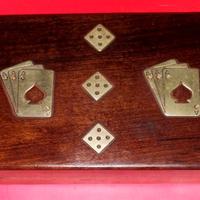 Scatola da gioco vintage in legno e ottone – Made