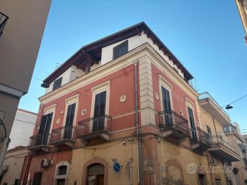 Trilocale appena ristrutturato