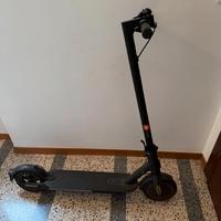 Monopattino Elettrico Xiaomi pro 2