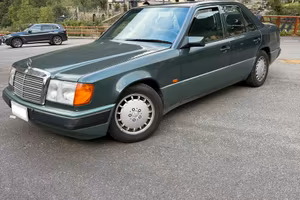 Mercedes 300E