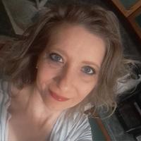 Impiegata buste paghe e contributi