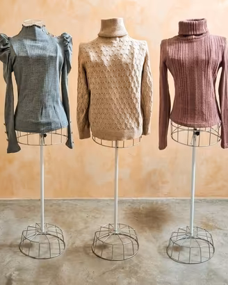 Lotto 3 maglie 14 anni . Taglia S da donna. 2 nuov
