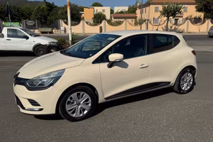 Renault Clio 2017 1.5 diesel 75CV Start&Stop 5 por