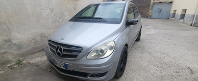 Mercedes classe b200