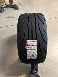 Gomme 265 35 18 97y xl