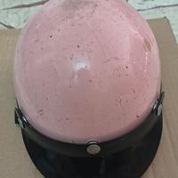 Casco rosa per scooter